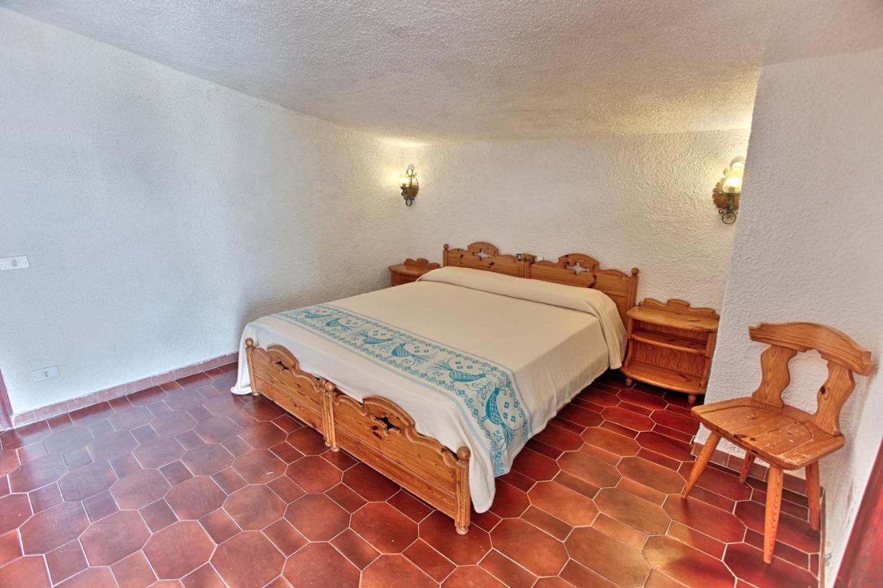 סאן תאודורו Hotel Al Faro מראה חיצוני תמונה